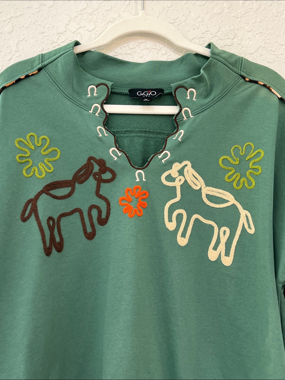 GIGIO USA Vintage Horse Embroidered Green Sweatshirt Top Size M - Picture 2 of 11
